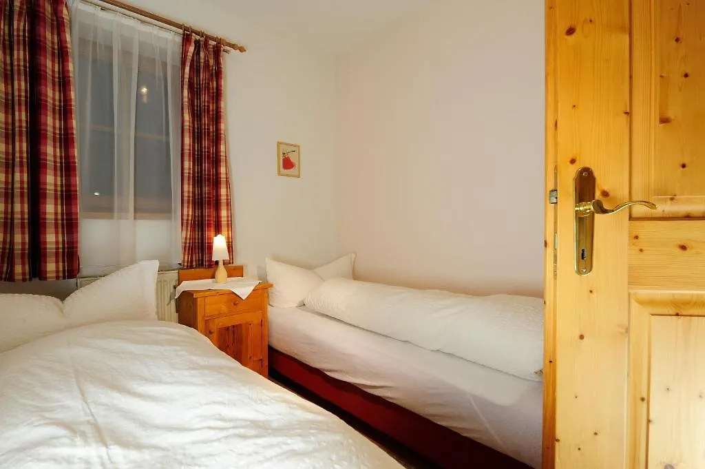 Villa Hoarachhof Innsbruck 0*,  Austria
